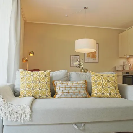 Apartament Charmante Wippsteert Auf Ruegen, Grosser Garten Und Sonnen Terrasse Am Golf Platz Und Nationalpark Jasmund