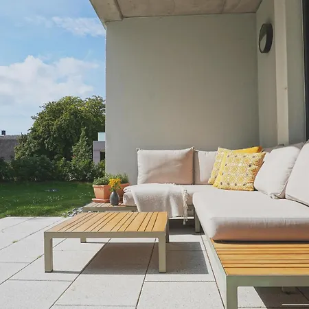 Apartment Charmante Wippsteert Auf Ruegen, Grosser Garten Und Sonnen Terrasse Am Golf Platz Und Nationalpark Jasmund *